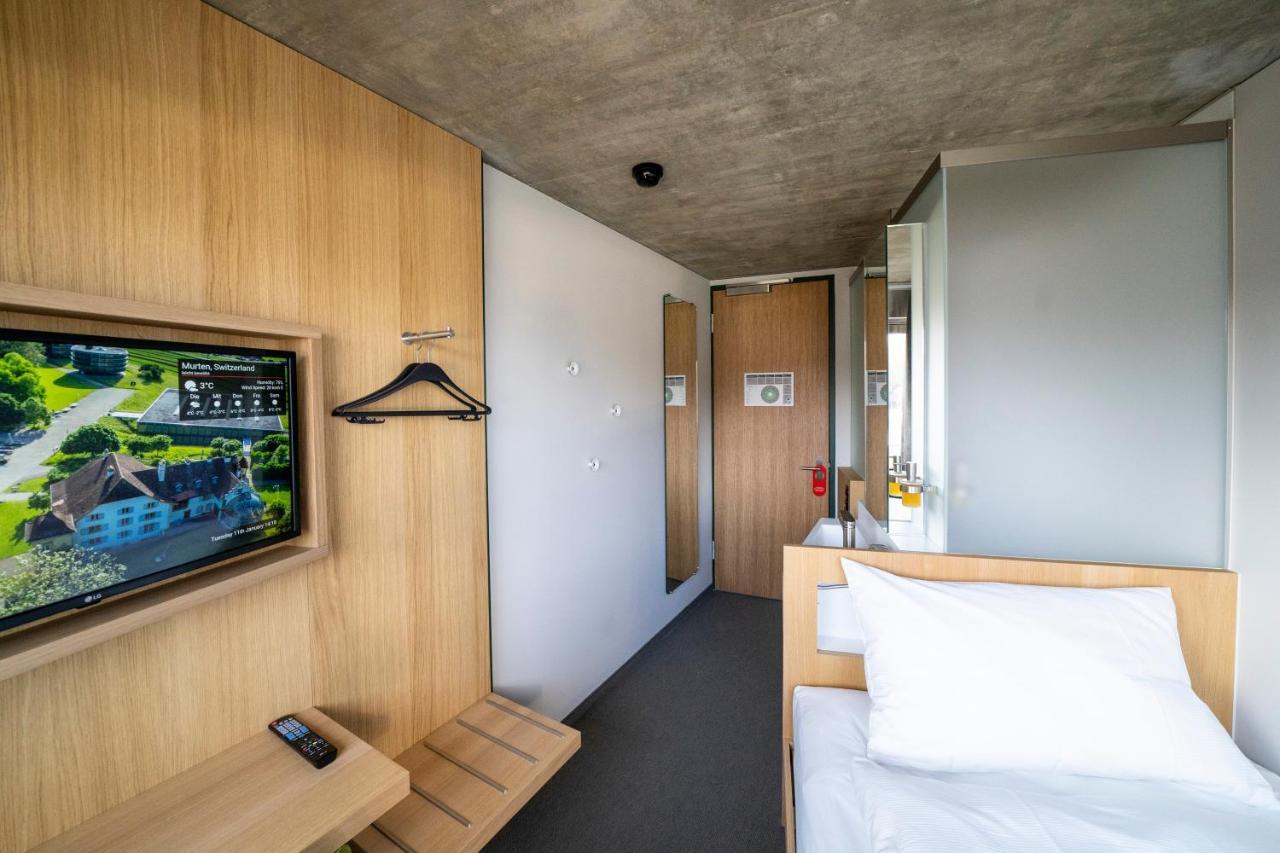 Centre Loewenberg Hotel Murten Bagian luar foto