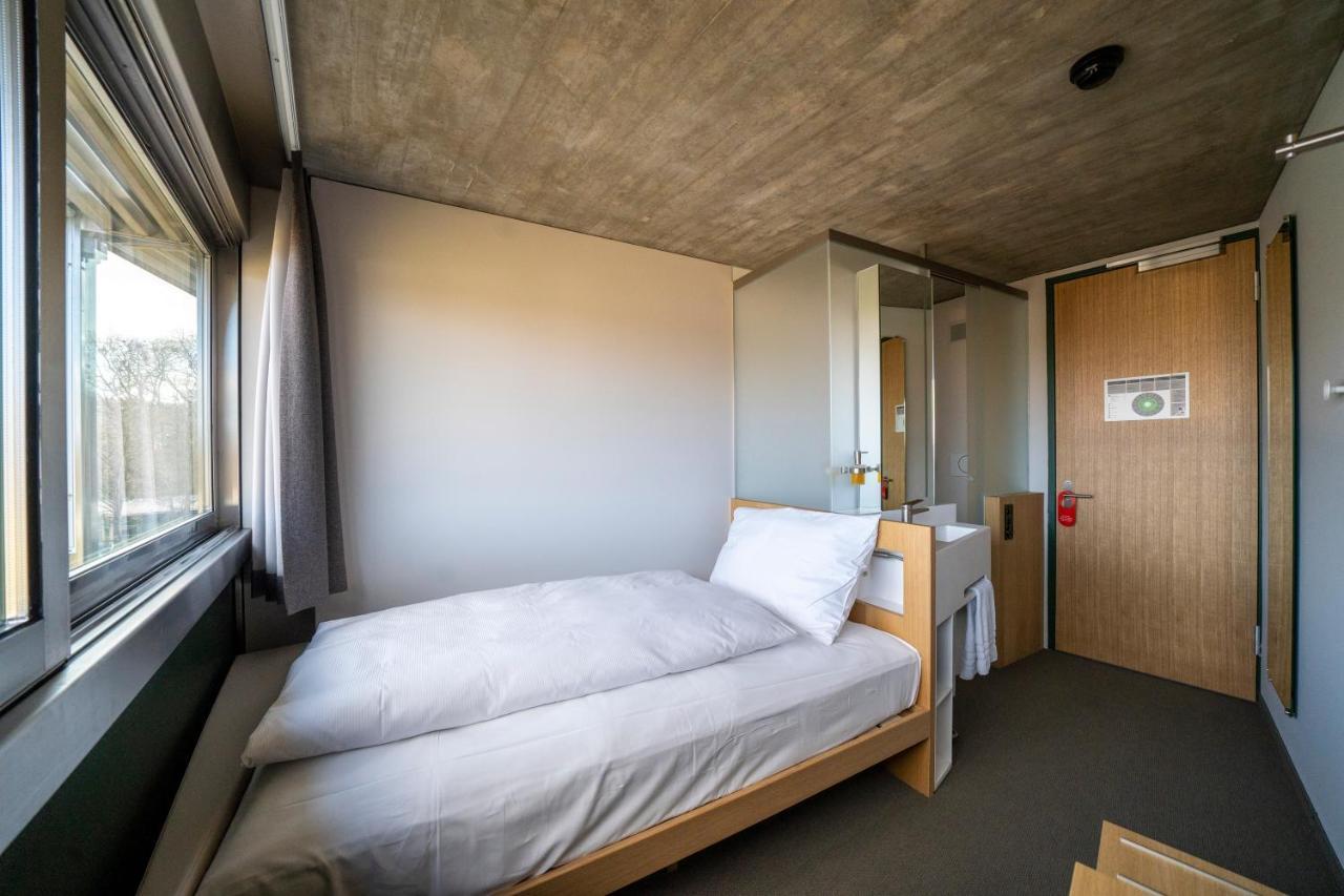 Centre Loewenberg Hotel Murten Bagian luar foto